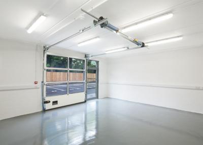Industrial Unit in Haywards Heath - photo 2